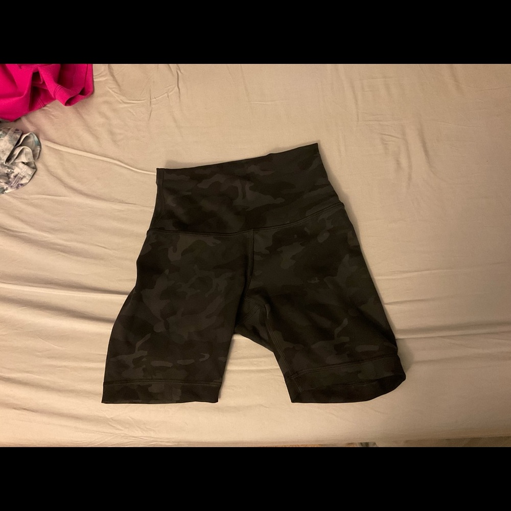 Lululemon bike shorts